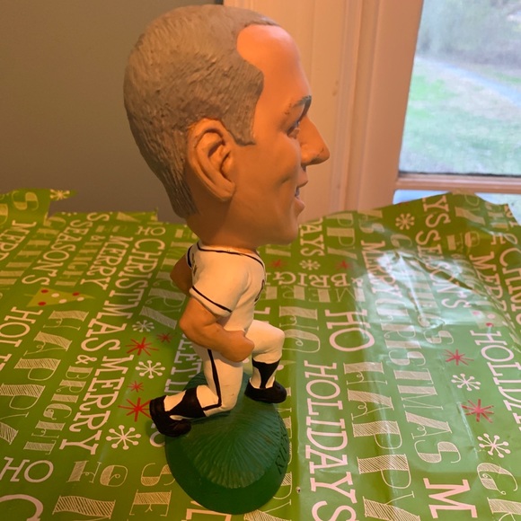 Cal Ripken Jr Figure - Picture 5 of 8